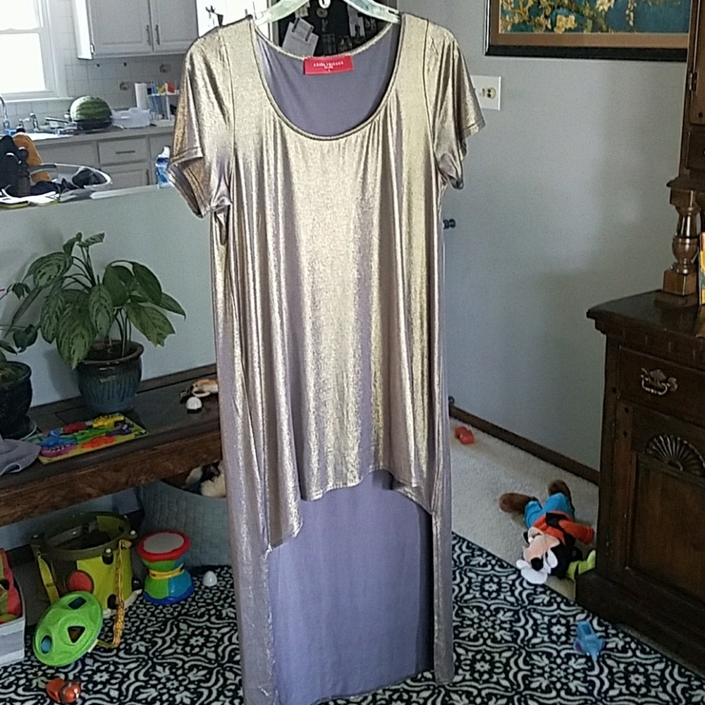 Metallic gold & gray shirt